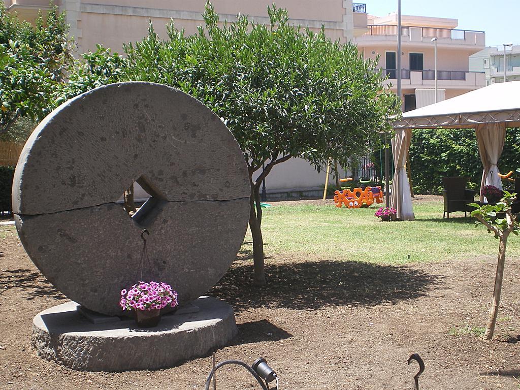 Sea Garden - Sicily In * Pozzallo